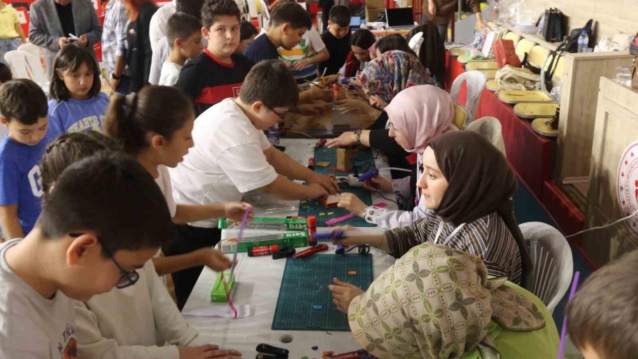 Geleceğin teknoloji yıldızları ‘DENEYAP’ sınavında ter döktü