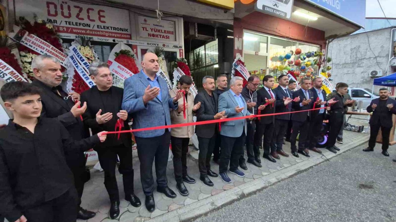 Kaynaşlı Ülkü Ocakları ilçe başkanlığı dualarla açıldı