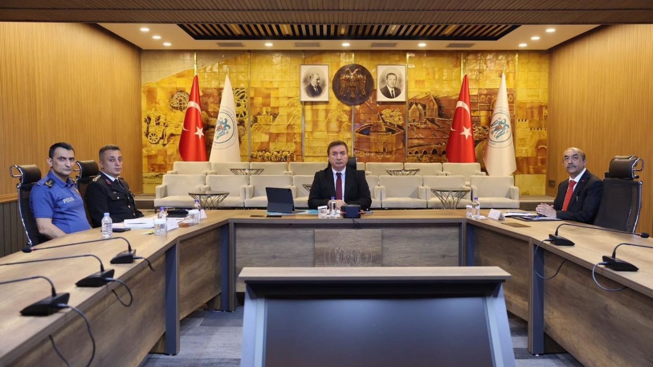 Erzincan’da "Okul Güvenliği" toplantısı gerçekleştirildi