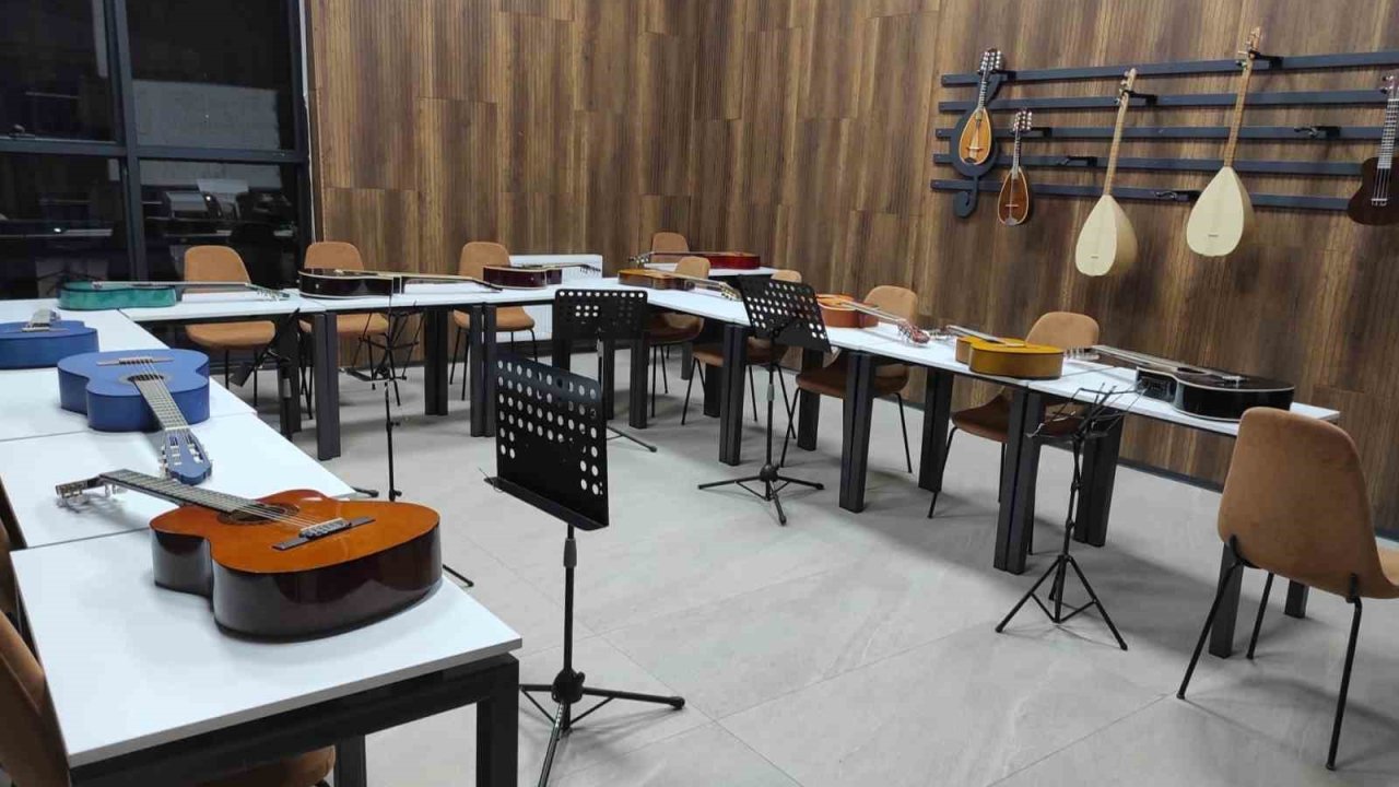 Sason’da gençler için ücretsiz müzik resim kursu başlıyor