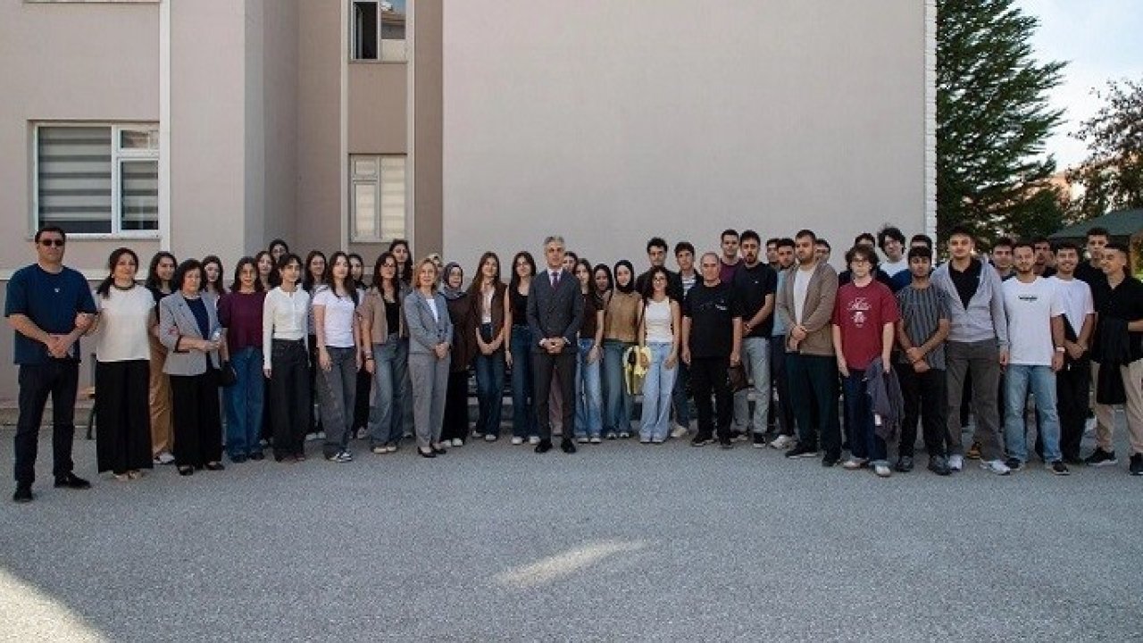 EBYÜ Rektörü Kuyrukluyıldız, Tıp Fakültesi öğrencileriyle buluştu