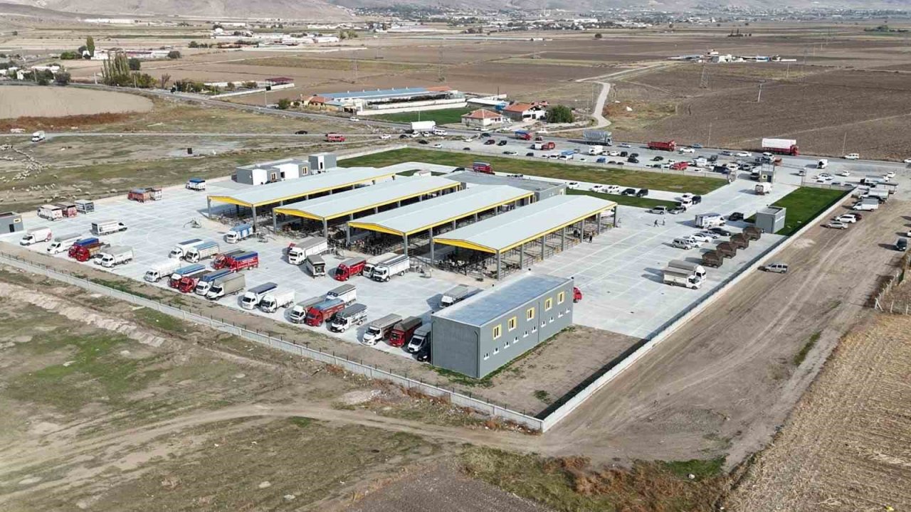 KTB Canlı Hayvan Pazar Yeri şap hastalığı nedeniyle kapatıldı