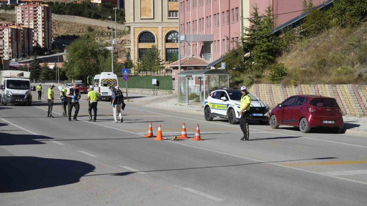 Gümüşhane’de otomobilin çarptığı yaşlı adam 12 günlük yaşam savaşını kaybetti