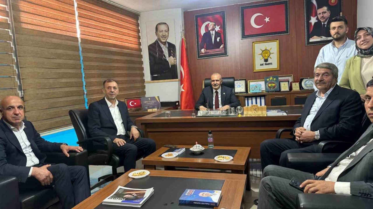 Milletvekili Kayatürk Patnos’ta esnaf ve vatandaşlarla bir araya geldi