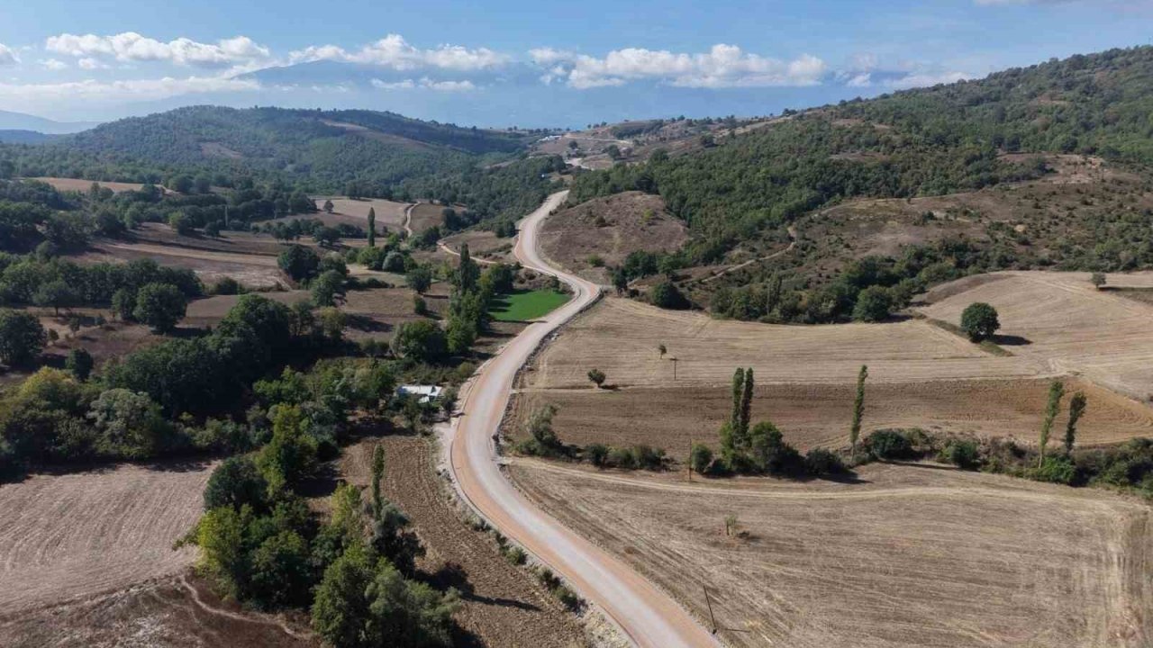 Kestel’de 4 mahallenin yolları yenilendi