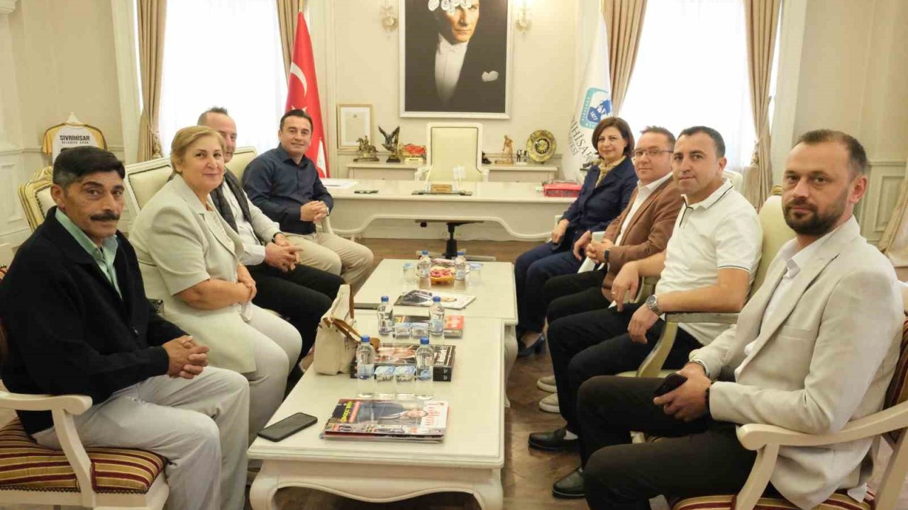 Başkan Ünlüce’den, Başkan Dökmeci’ye ziyaret