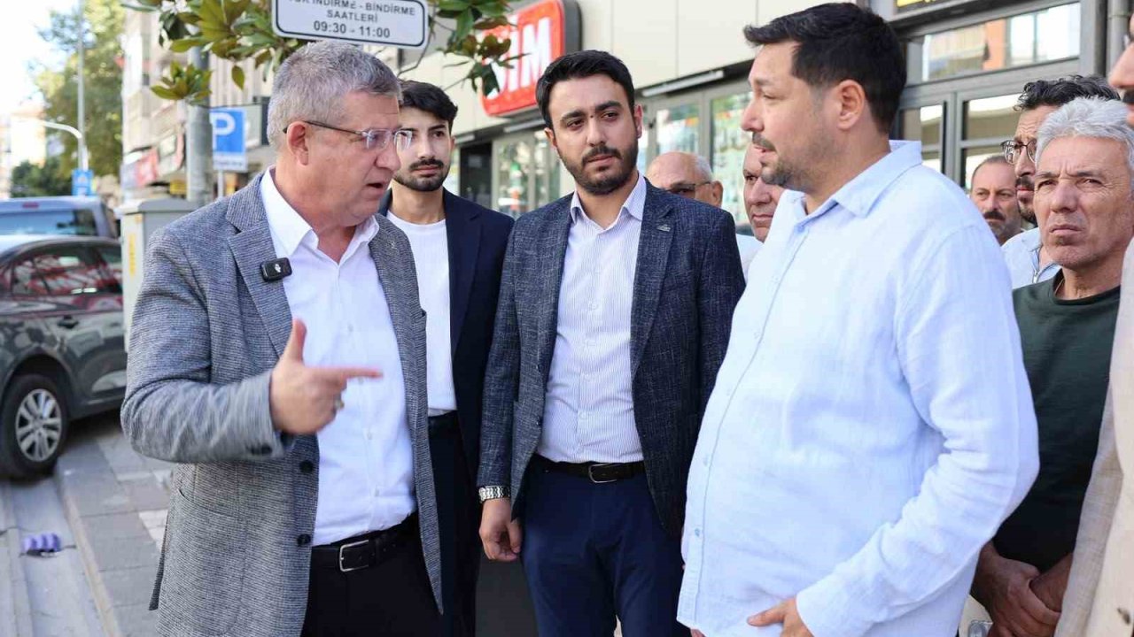AK Parti İl Başkanı Subaşıoğlu İstiklal Caddesi’nde esnafları dinledi