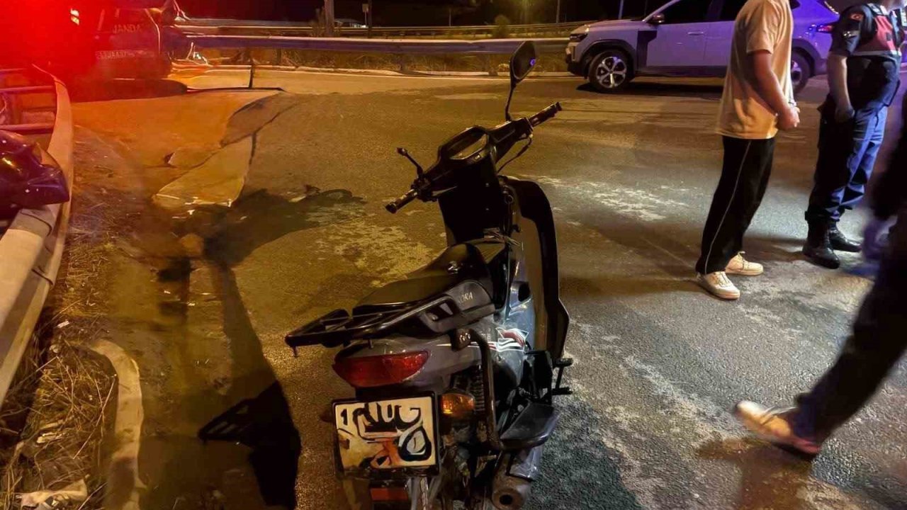 Motosikletle otomobil çarpıştı, 1 yaralı