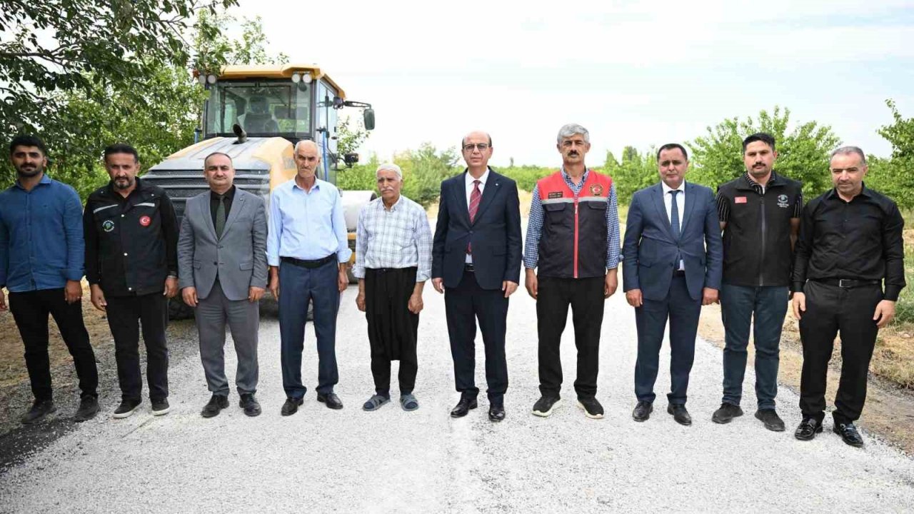 Başkan Geçit, "Yeşilyurt’un her noktasında çalışmalarımız devam ediyor"