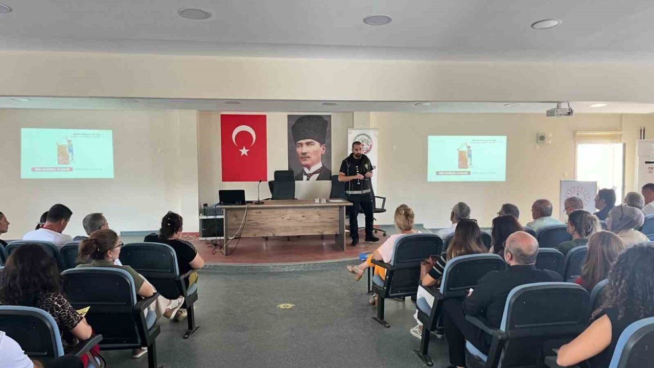 Okul yöneticilerine narkotik farkındalık eğitimi verildi
