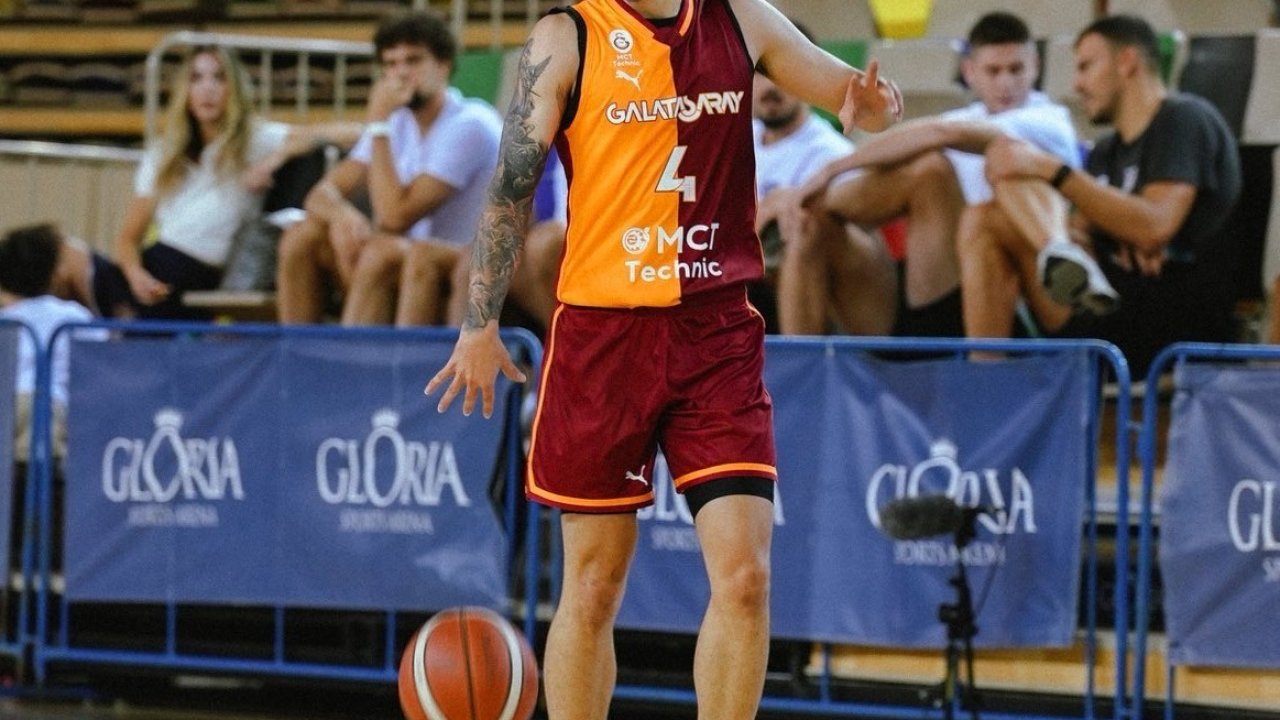 Zekeriya Yiğit Tekin: "Basketbol Şampiyonlar Ligi’nde finale kadar gidip şampiyon olmak istiyoruz"