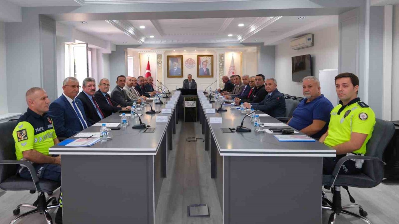 Karaman’da trafik güvenliği için alınacak önlemler masaya yatırıldı