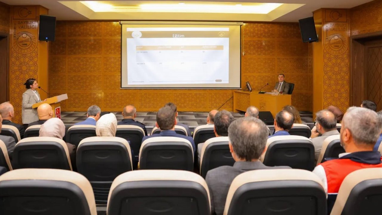 Bayburt’ta Ailenin Korunması ve Güçlendirilmesi Toplantısı yapıldı