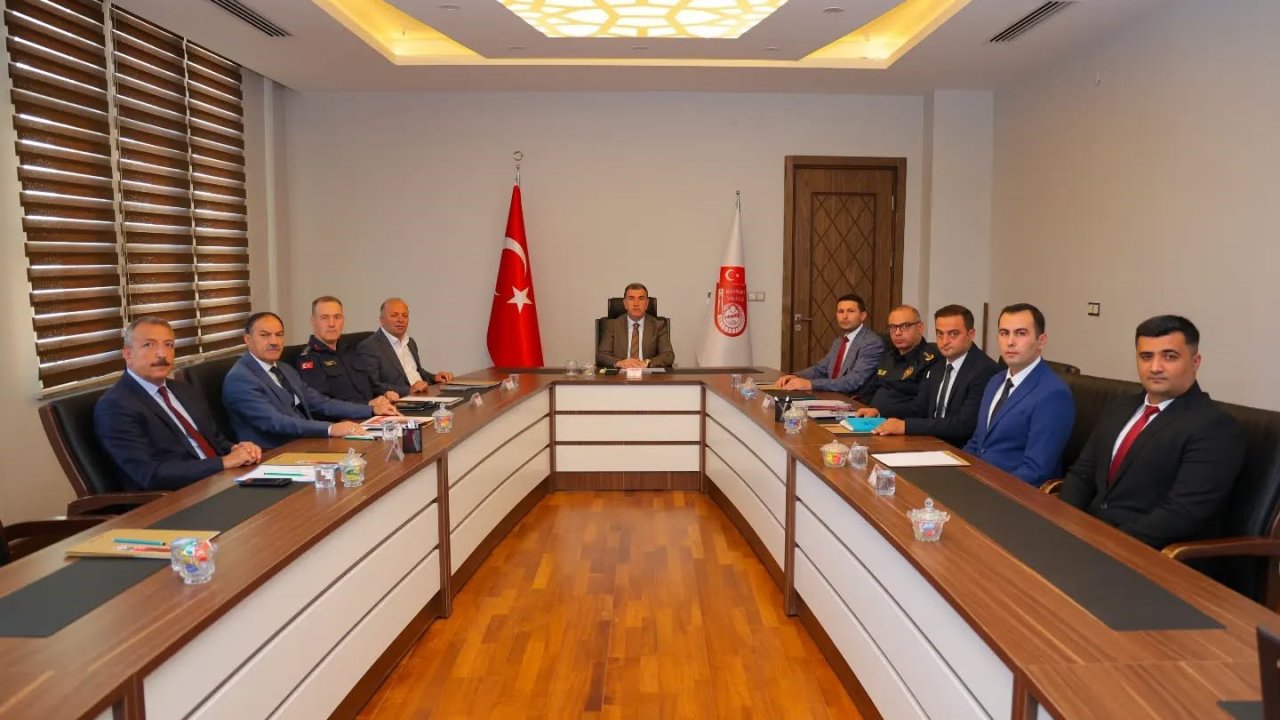 Bayburt’ta üniversite güvenliği için alınan tedbirler görüşüldü