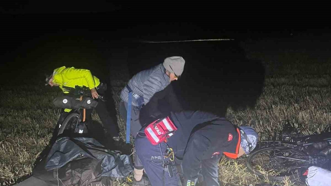 Kars’ta mahsur kalan 2 yabancı turist ekiplerin nefes kesen operasyonuyla kurtarıldı