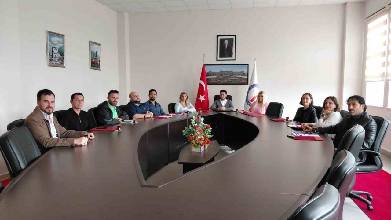 Emet MYO’da 2026-2027 eğitim yılı hazırlıkları değerlendirildi