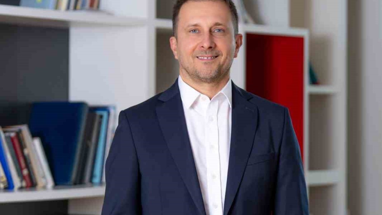Akbank, yapay zekâ ile internet bankacılığı geliştirme sürelerini dakikalara indiriyor