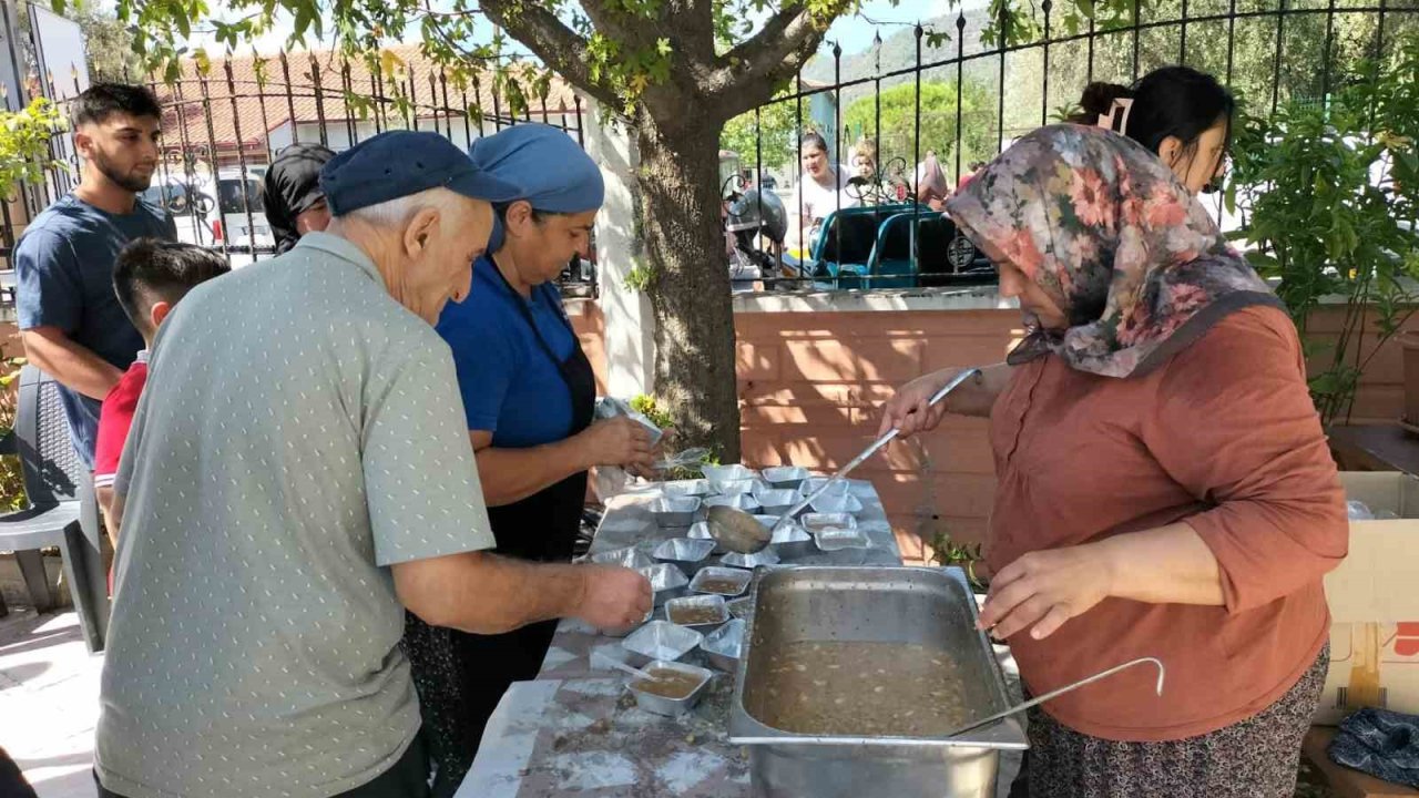 Köyceğiz’de aşure etkinliği gerçekleştirildi
