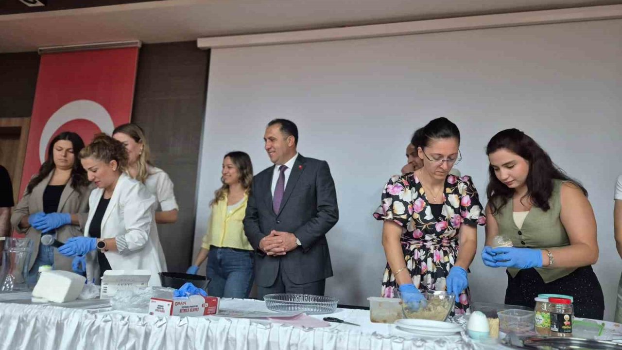 Aydın’da şekersiz lezzetler için mutfağa girdiler