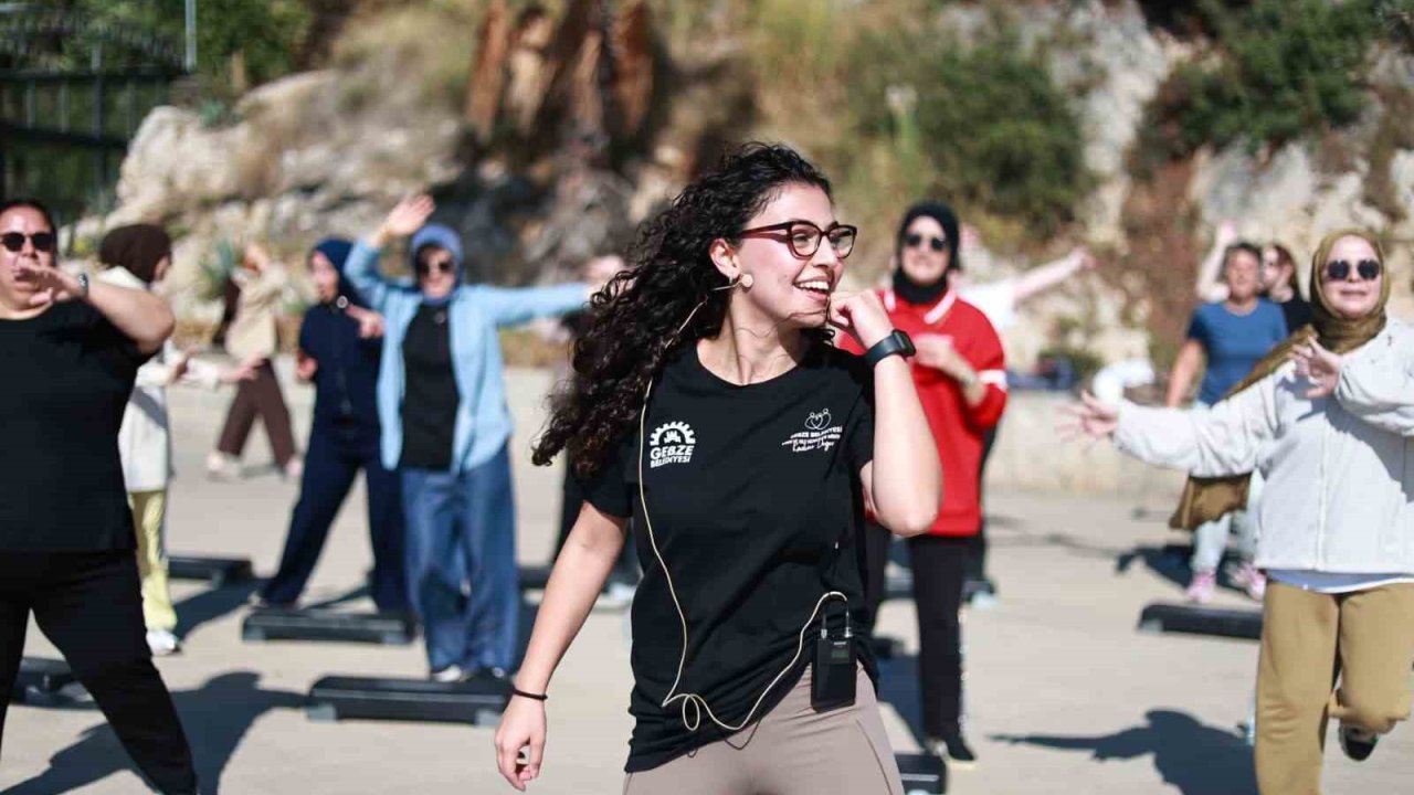 Gebze’de kadınlar açık havada sporla buluştu