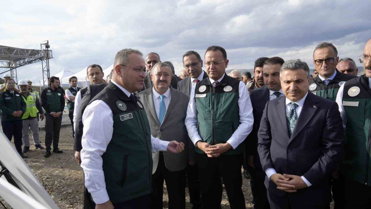 Kelkit Çamur Barajı’nda su tutma işlemi başladı