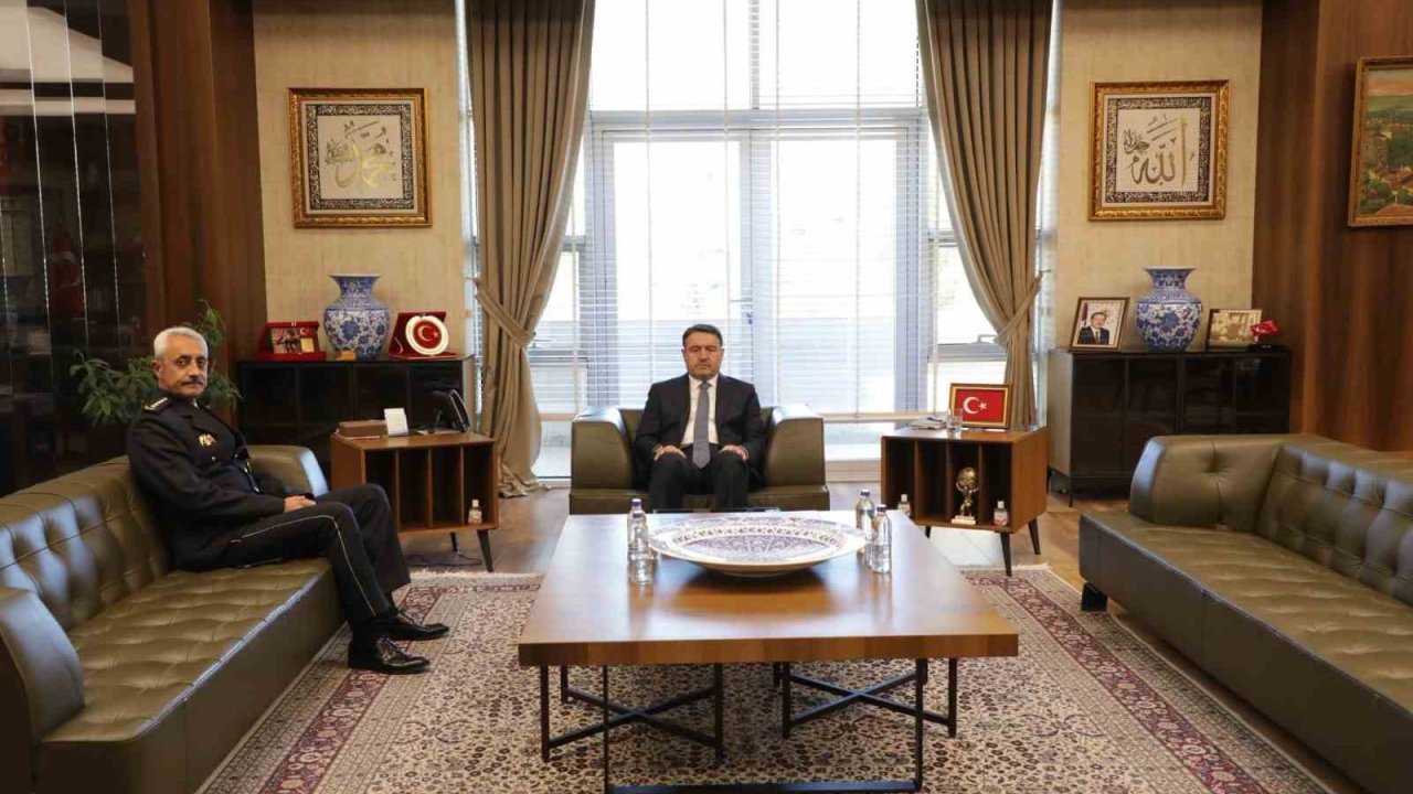 Kütahya İl Emniyet Müdürü Arif Hakan Tandoğan görevine başladı
