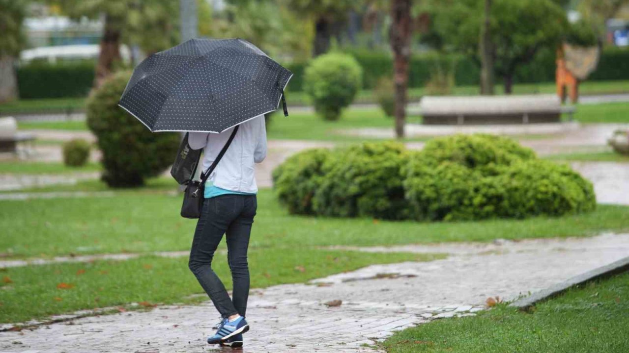 Samsun’da güz yağmurları devam ediyor