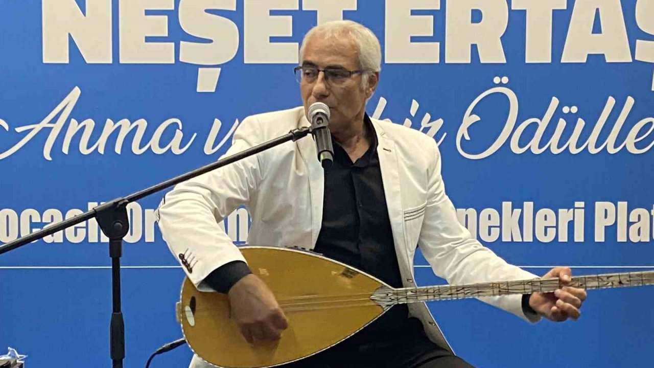 Neşet Ertaş türküleriyle anıldı