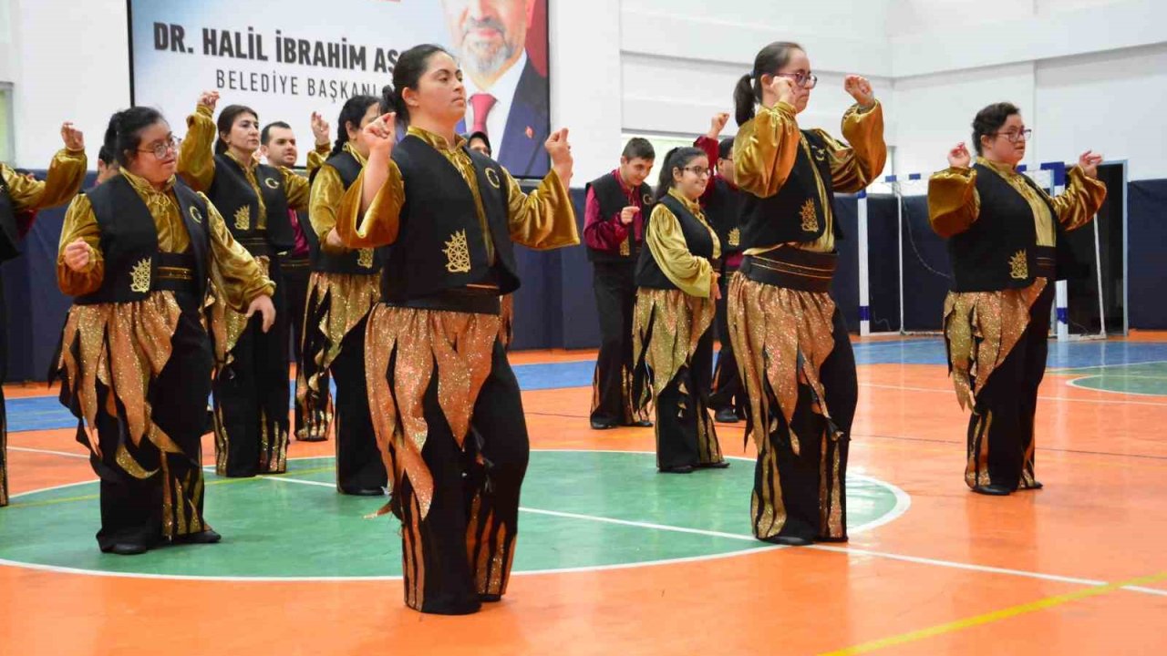 Özel bireyler, yöresel halk oyunlarıyla TEKNOFEST’e renk katacak