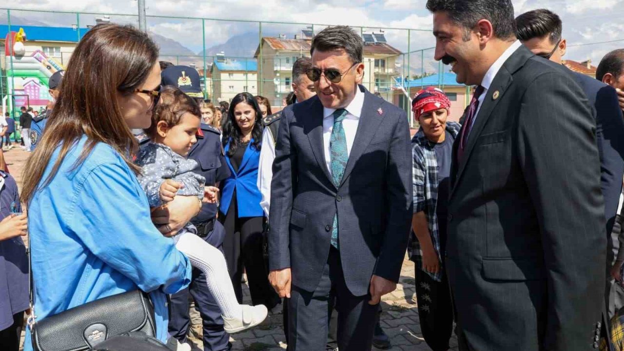 Tunceli’de En İyi Narkotik Polisi Annedir Projesi