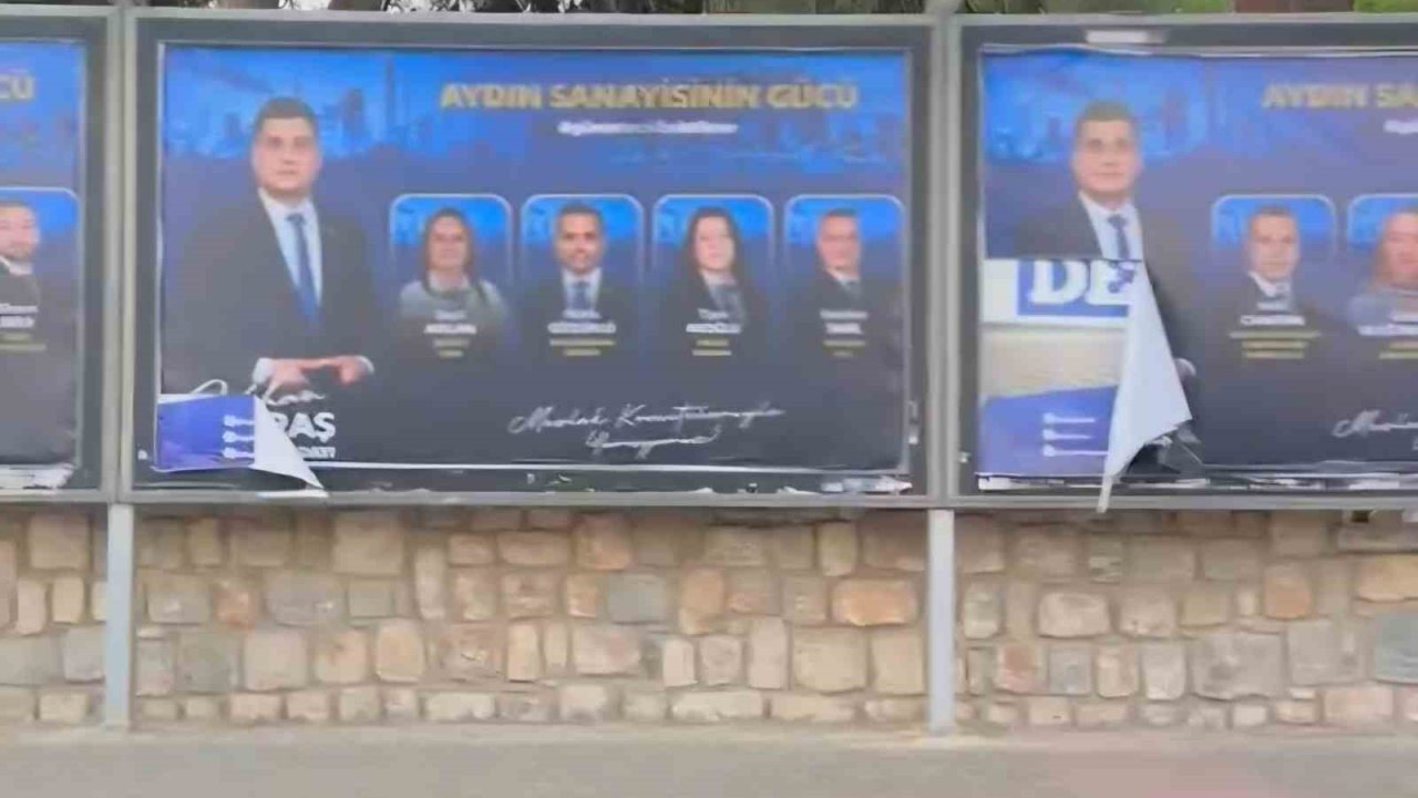 Başkan Maraş’ın afişlerine saldırı