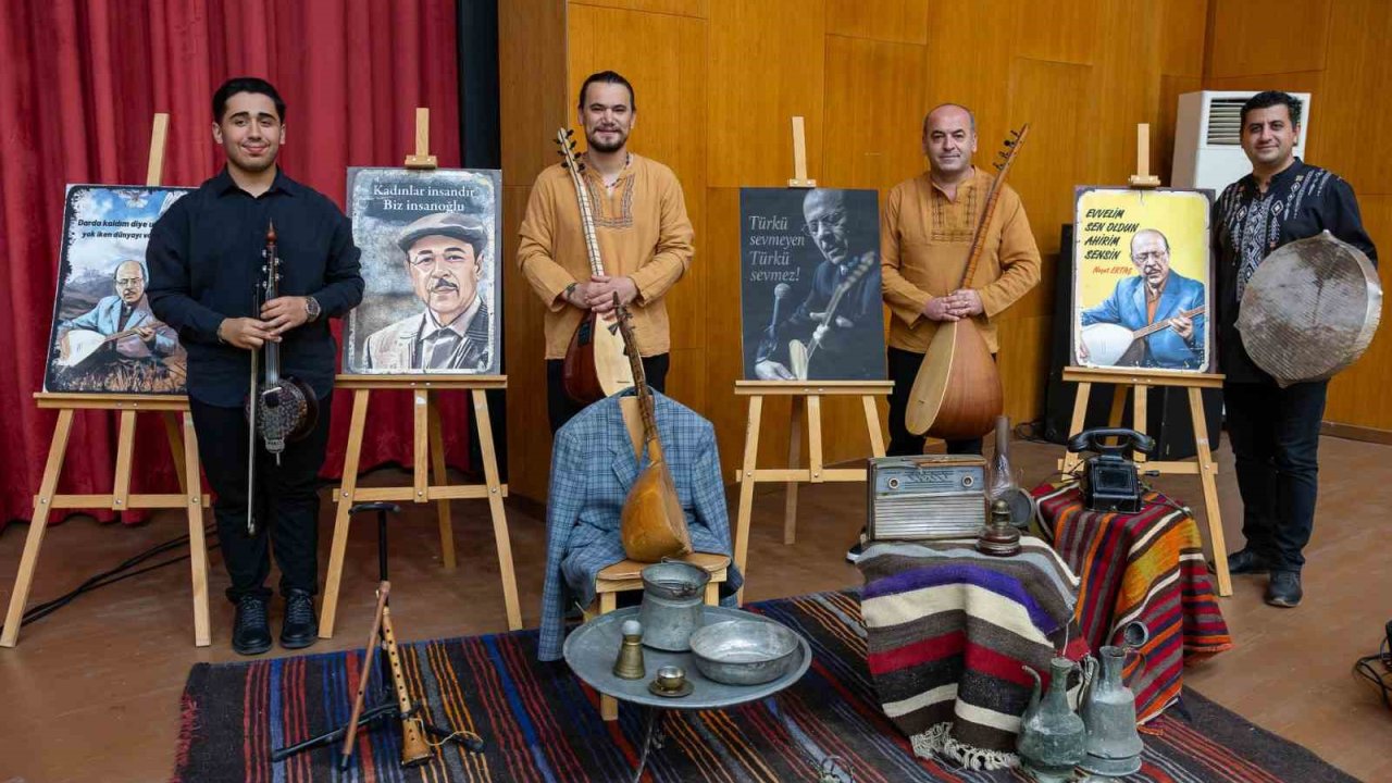 Manavgat’ta usta sanatçı Neşet Ertaş’a duygu dolu anma gecesi