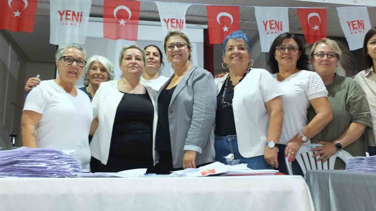 Burhaniye Yeni Partide Çiğdem Avcu başkan oldu