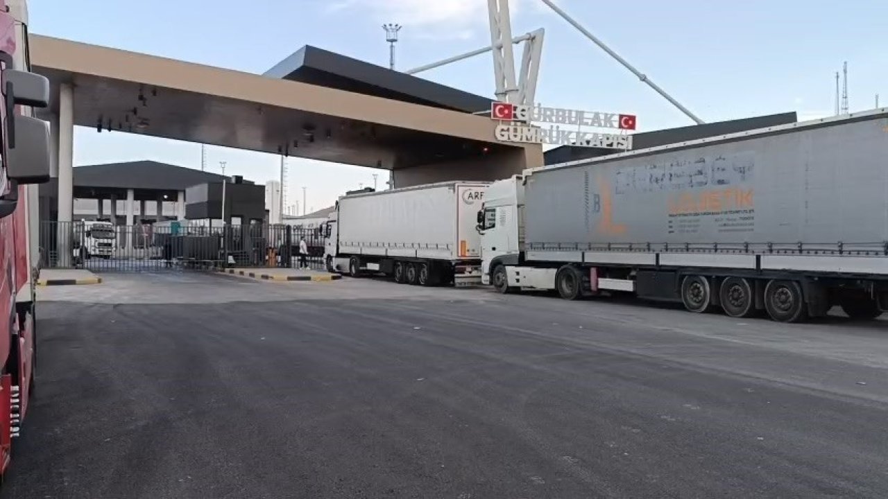 Gürbulak Gümrük Kapısı’nda tır kuyruğu oluştu