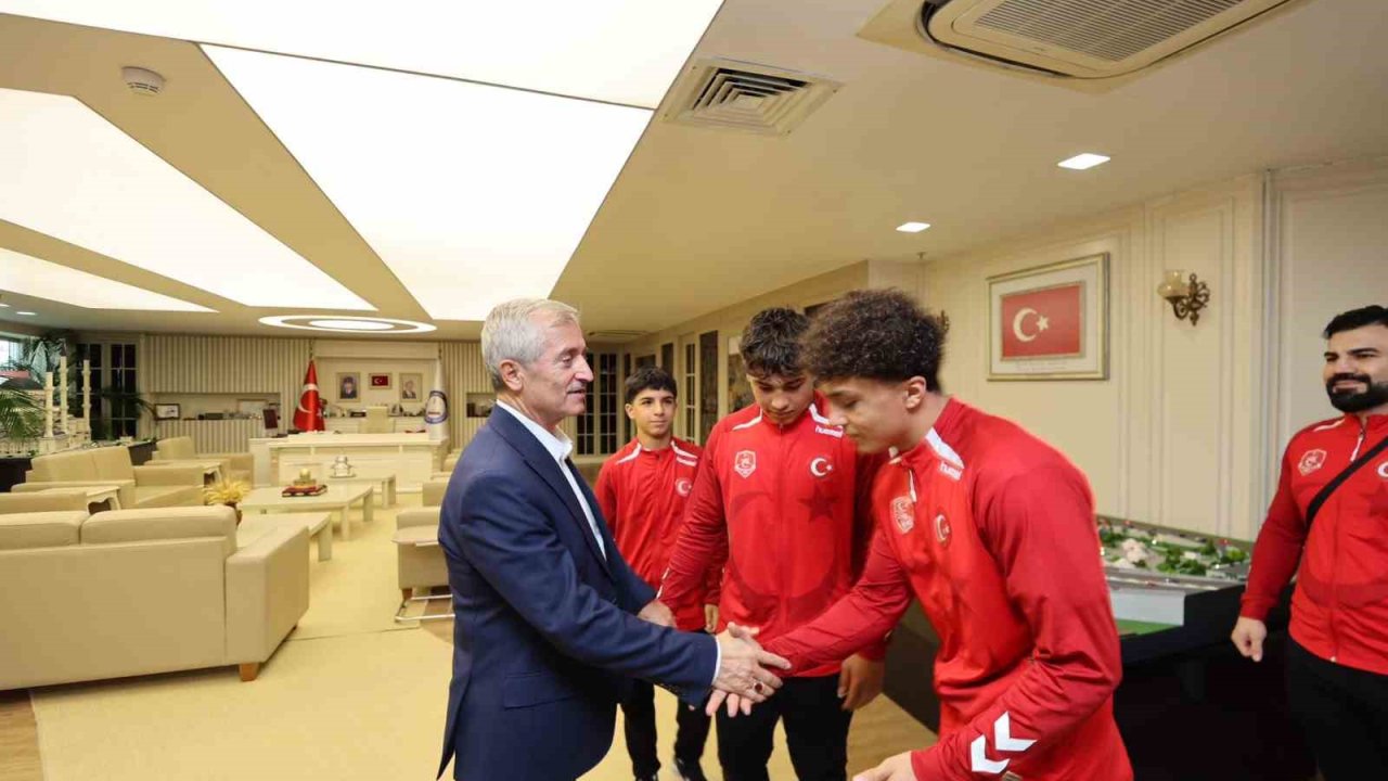 Şahinbeyli güreşçiler balkan şampiyonası yolunda