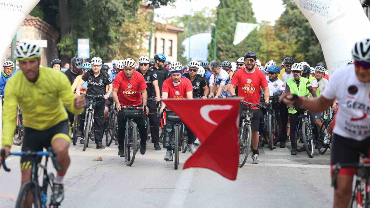 Başkan Erkan Aydın, farkındalık için pedal çevirdi