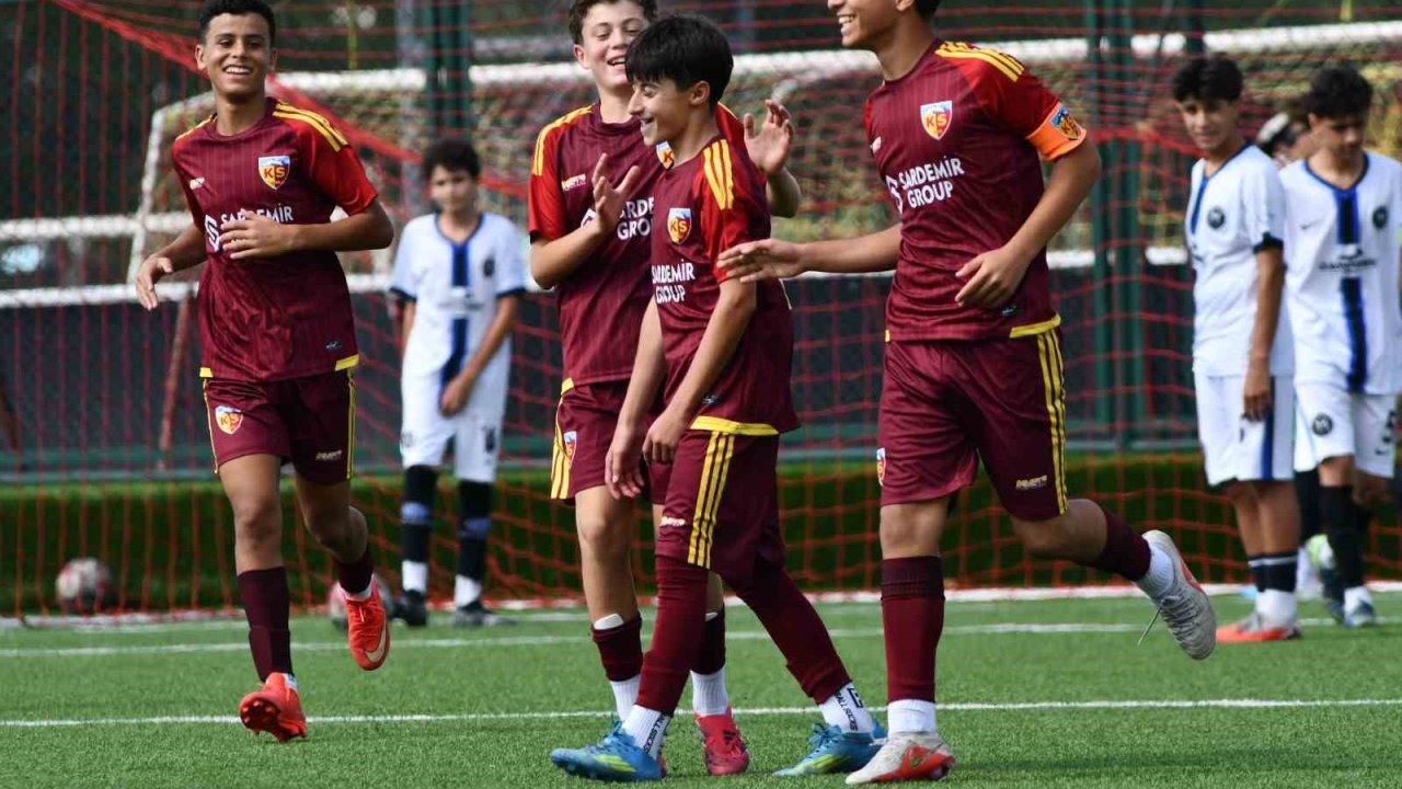 Kayserispor U14 takımı 2’de 2 yaptı