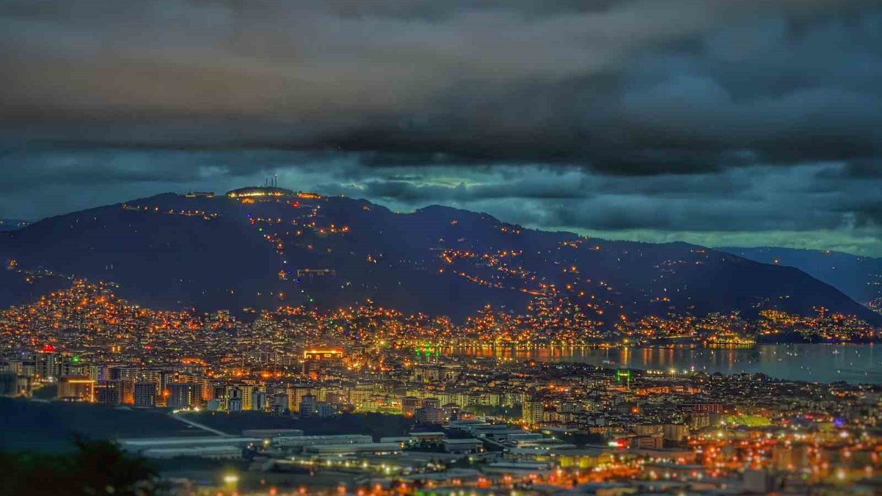 Gece parlayan şehir: Ordu
