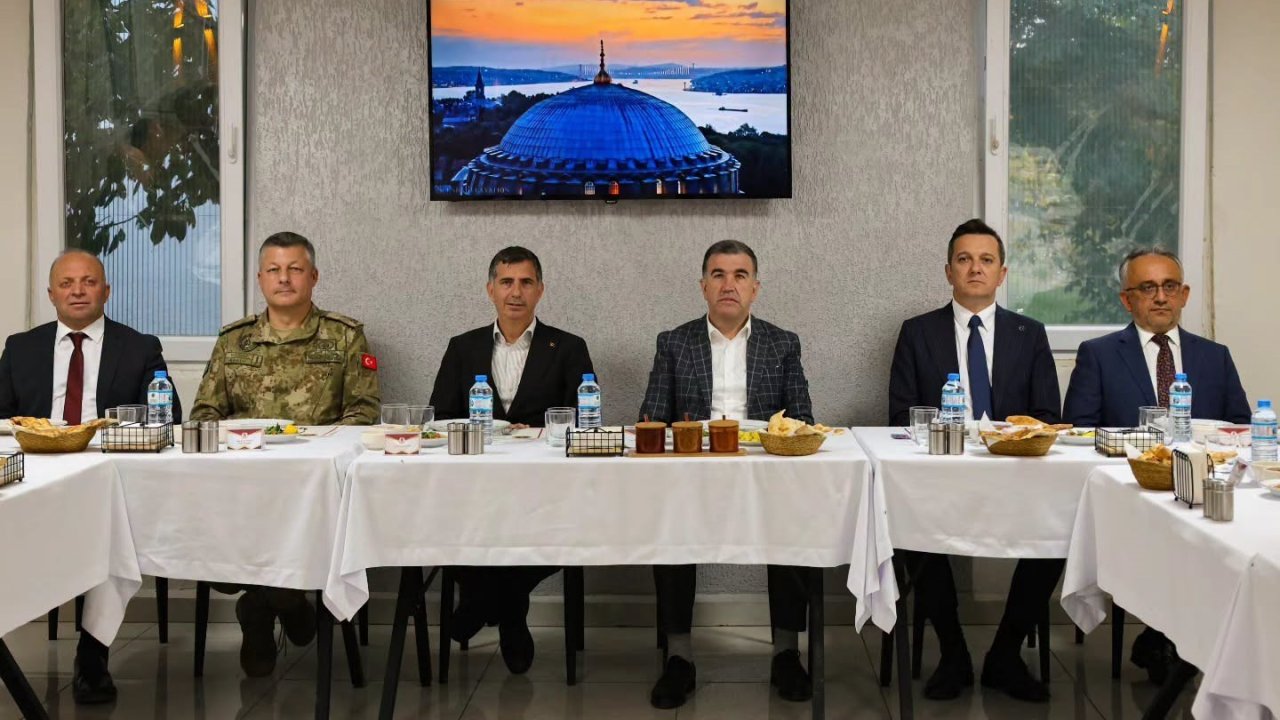 Erkol ve Danacı için veda yemeği düzenlendi