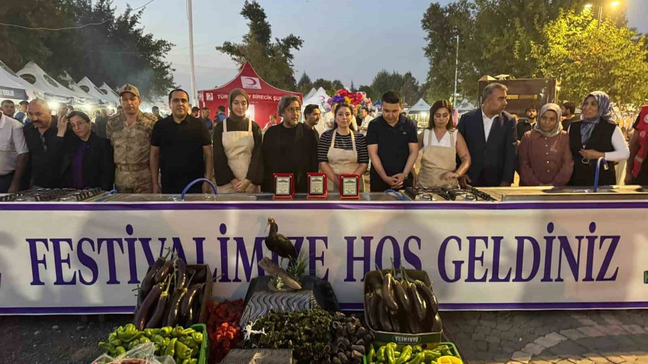 Birecik’te Kelaynak, Patlıcan ve Fıstık Festivali coşkusu