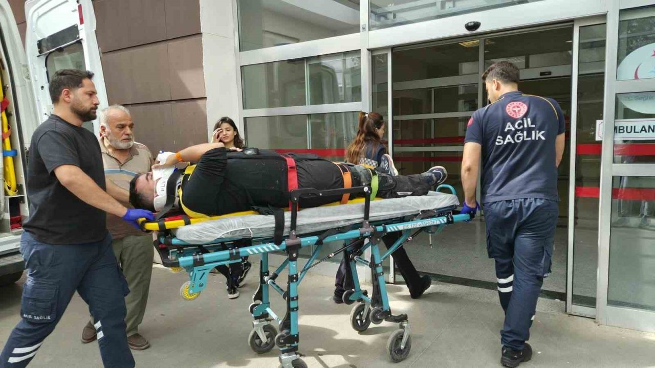 Motosiklet devrilerek sürüklendi: 1 yaralı