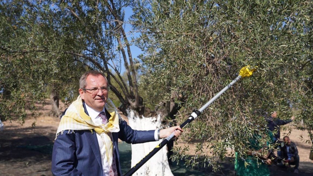 Ayvalık Belediye Başkanı Ergin; "Ayvalık’ımız zeytin gibi köklü, cumhuriyet gibi aydınlık olsun"