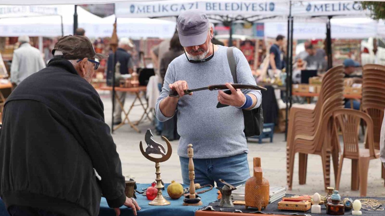 Melikgazi Antik Rüzgarı nostalji rüzgarı estirdi
