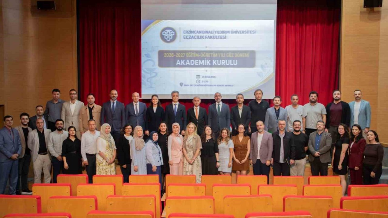 Eczacılık Fakültesinde akademik kurul toplantısı yapıldı