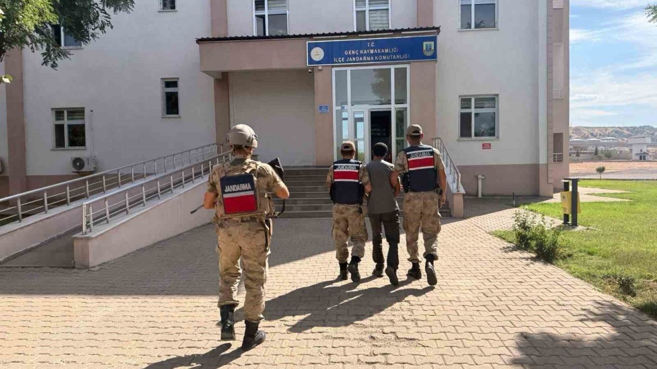 Bingöl’de jandarmadan uyuşturucu ve kaçakçılık operasyonları