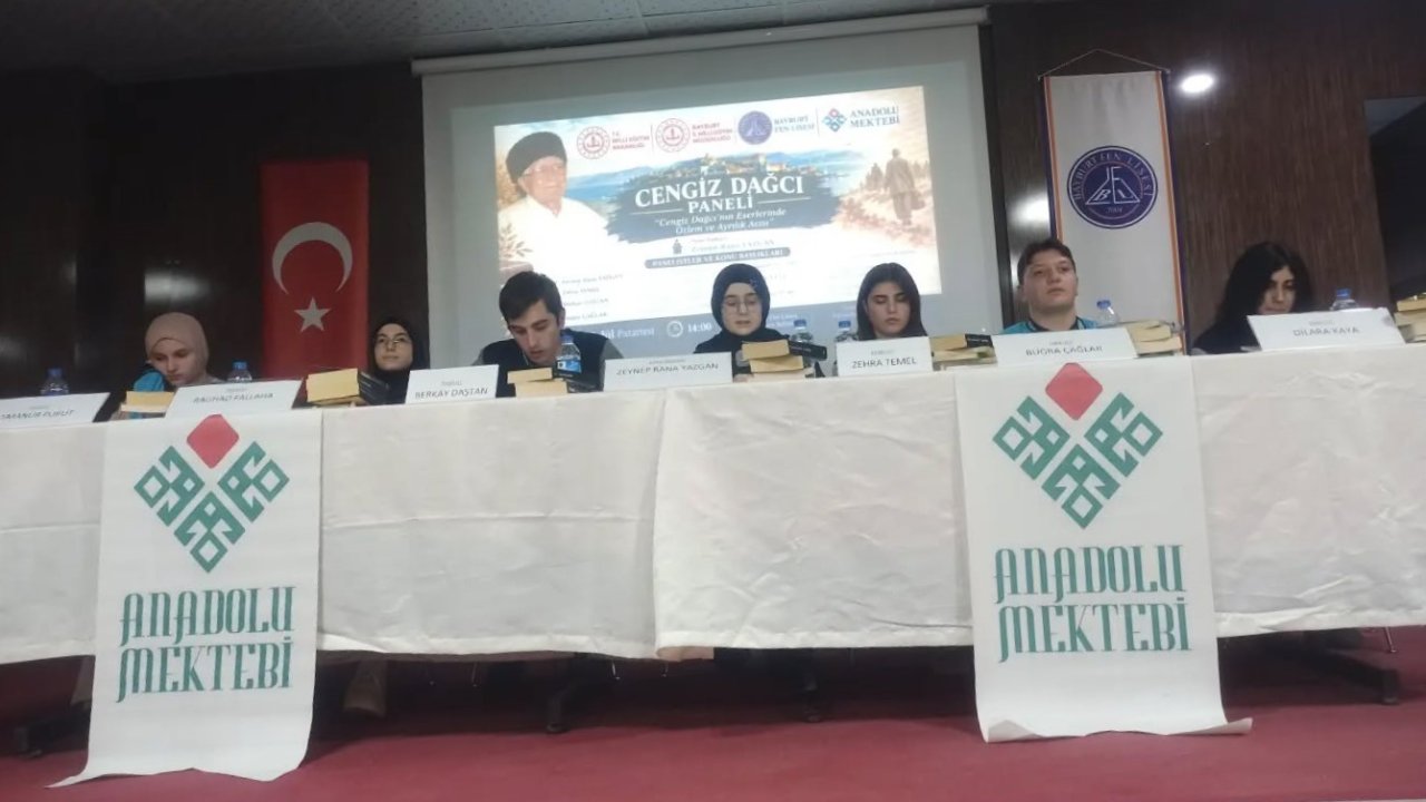 Bayburt Fen Lisesinde Cengiz Dağcı paneli düzenlendi