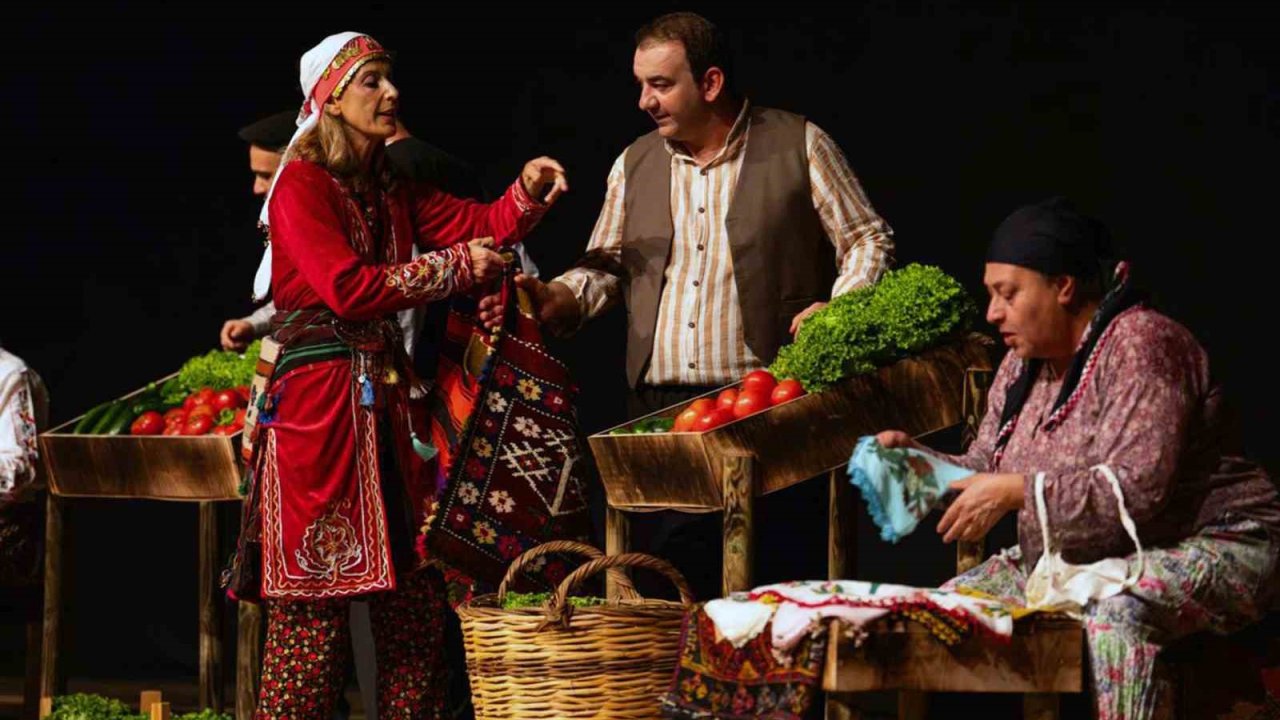 ‘Böyledir Bizim Sevdamız’ sahnesinde duygu ve sanat buluştu