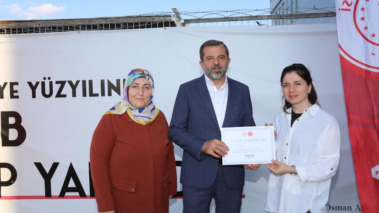 Yüzlerce Gürsulu kadın ücretsiz yüzme öğrendi
