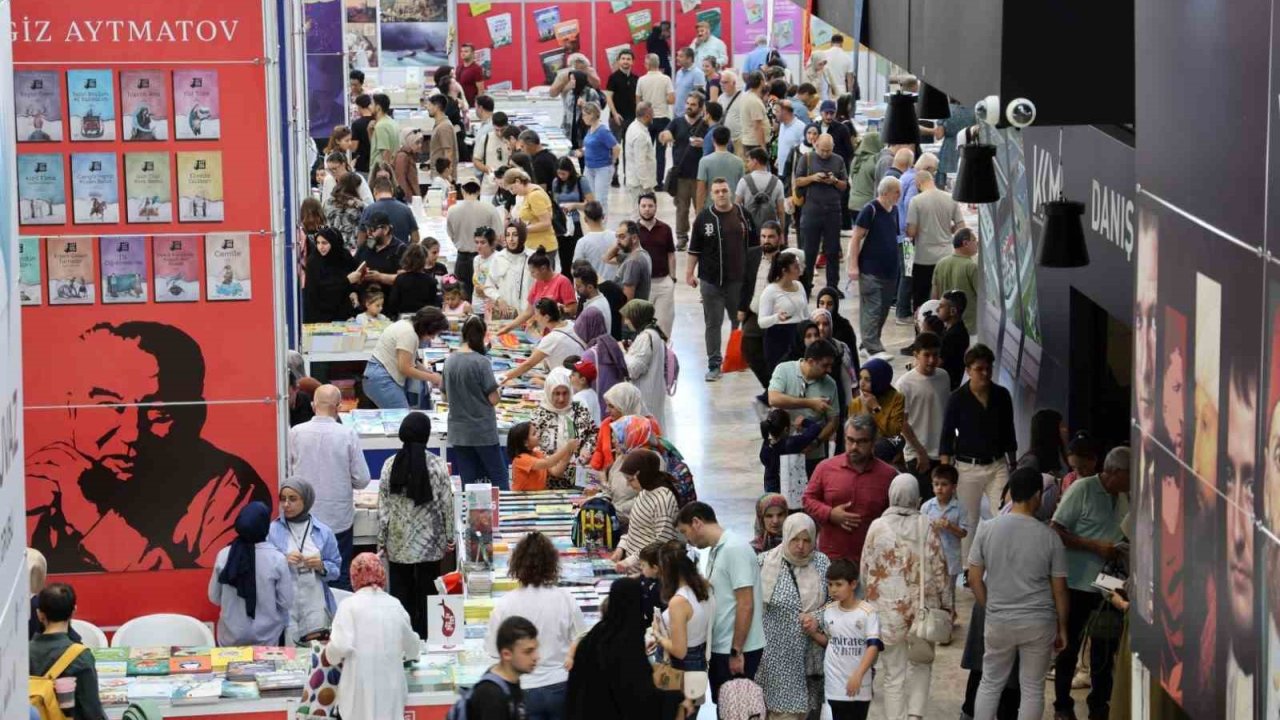 Türkiye’nin en büyük kitap fuarı 16. kez kapılarını açıyor