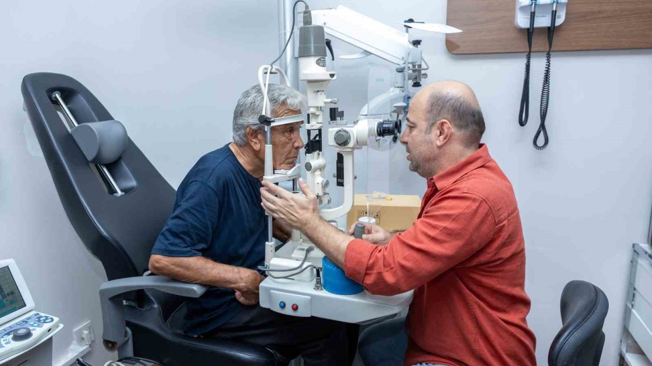 Mersin’de 65 yaş üstü vatandaşlara göz sağlığı desteği